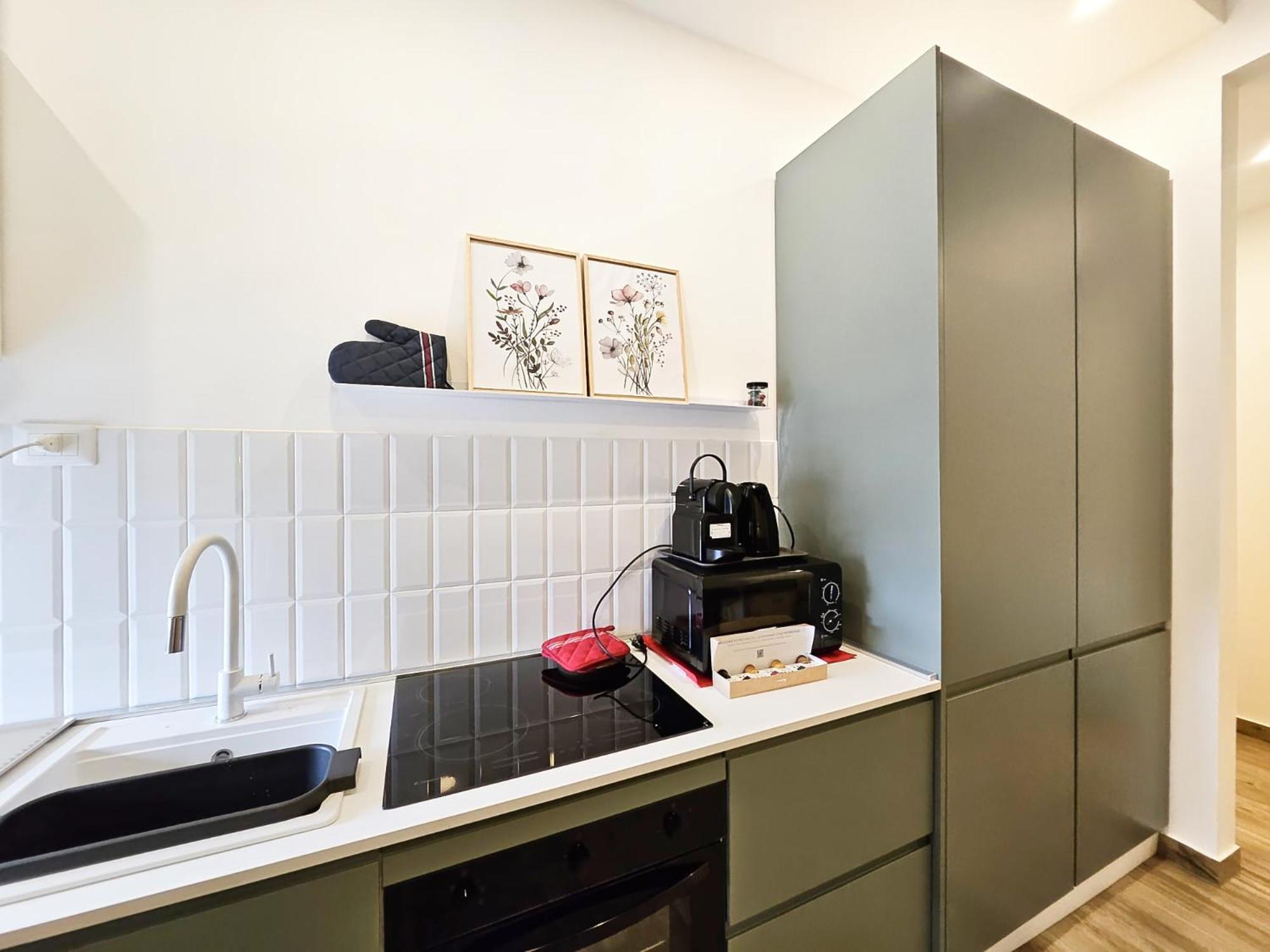 Hbhall Linate Apartment Milano Exteriör bild